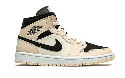 nike jordan dames beige zwart|Nike jordan 1 women's.